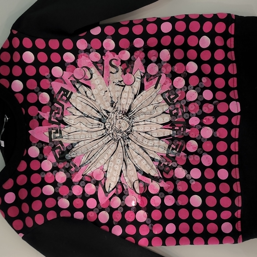 Young Versace Girl's size 6-7 sweatshirt